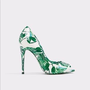 Aldo Leaf Print High Heel Pumps Size 10M